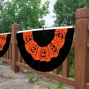 Custom travel flag