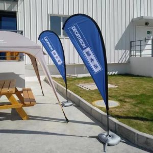 Custom made teardrop flags